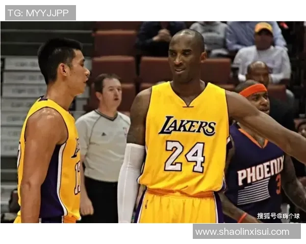 足球08号球星的辉煌时刻与赛场传奇故事全面解析 足球08号球星的辉煌时刻与赛场传奇故事全面解析