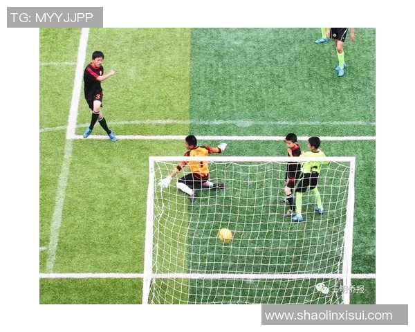 从贫困街头到绿茵赛场国外穷人逆袭成为足球巨星的奋斗故事 从贫困街头到绿茵赛场国外穷人逆袭成为足球巨星的奋斗故事