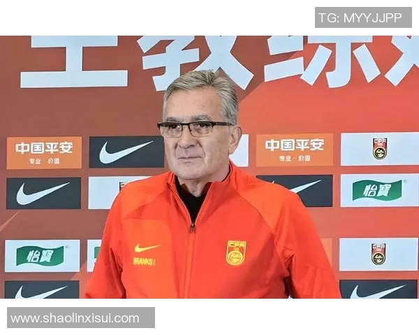 李铁亲自推荐的国足球星备受瞩目 能否成为未来的球队领军人物 李铁亲自推荐的国足球星备受瞩目 能否成为未来的球队领军人物